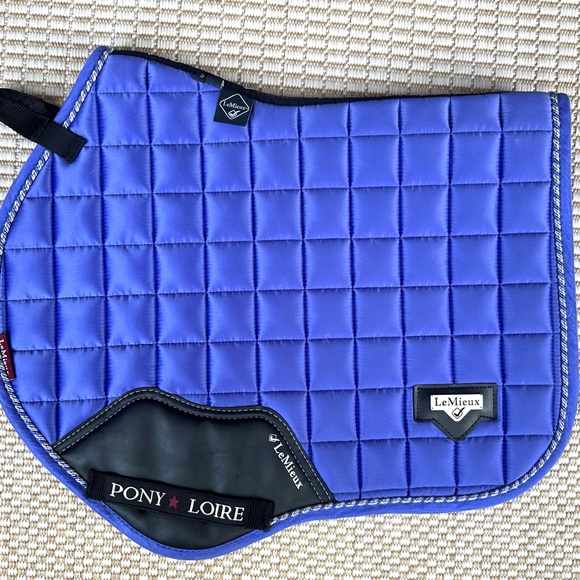 LeMieux Junior Loire Jump Square Pony Saddle Pad Bluebell - Picture 3 of 3